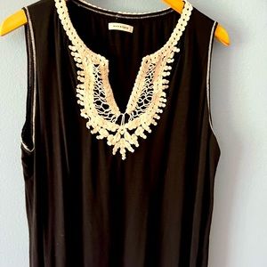 Max Studio Cotton Black and White Embroidered Tank
